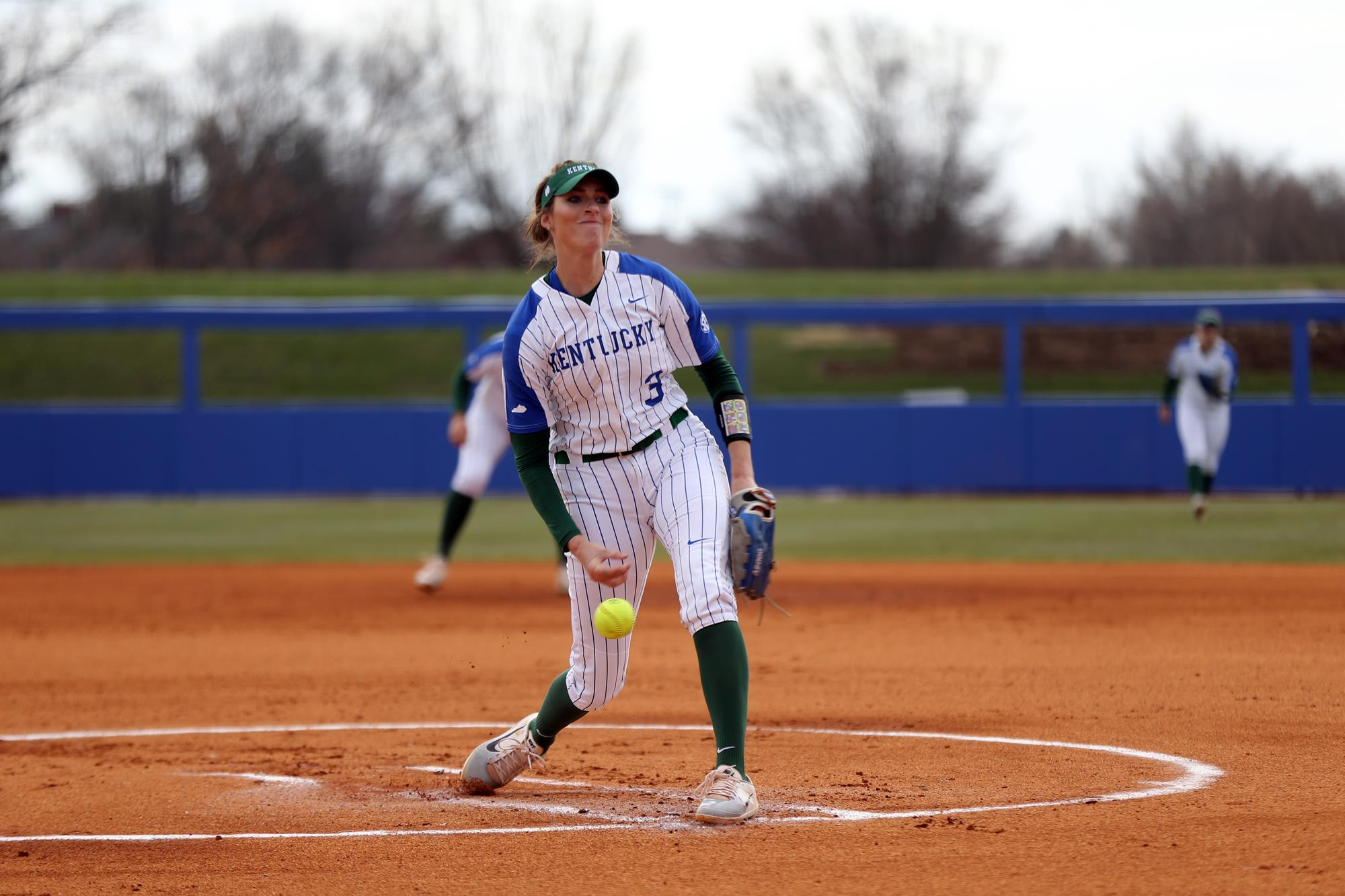 Late Rally Falls Short as No. 11 Auburn Takes Series Opener