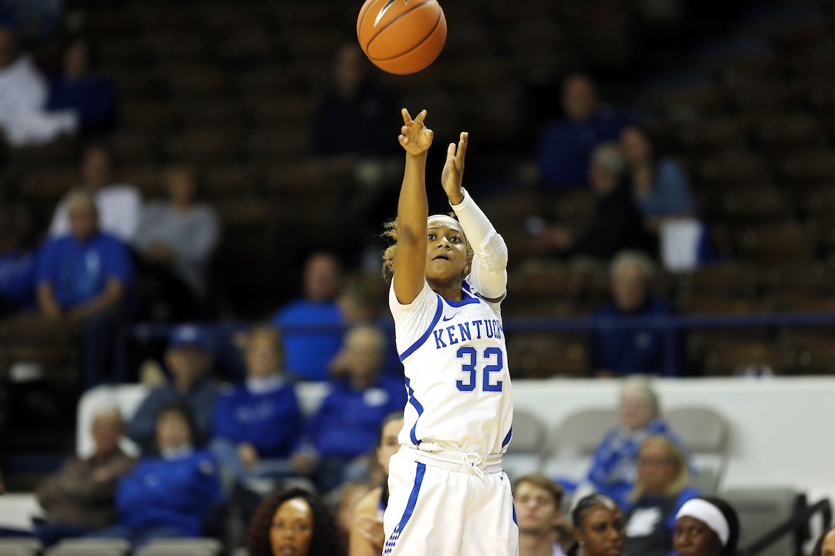 Jaida Roper

UK Women's Basketball beats Alabama State on Wednesday, November 7, 2018 .

Photo by Britney Howard | UK Athletics