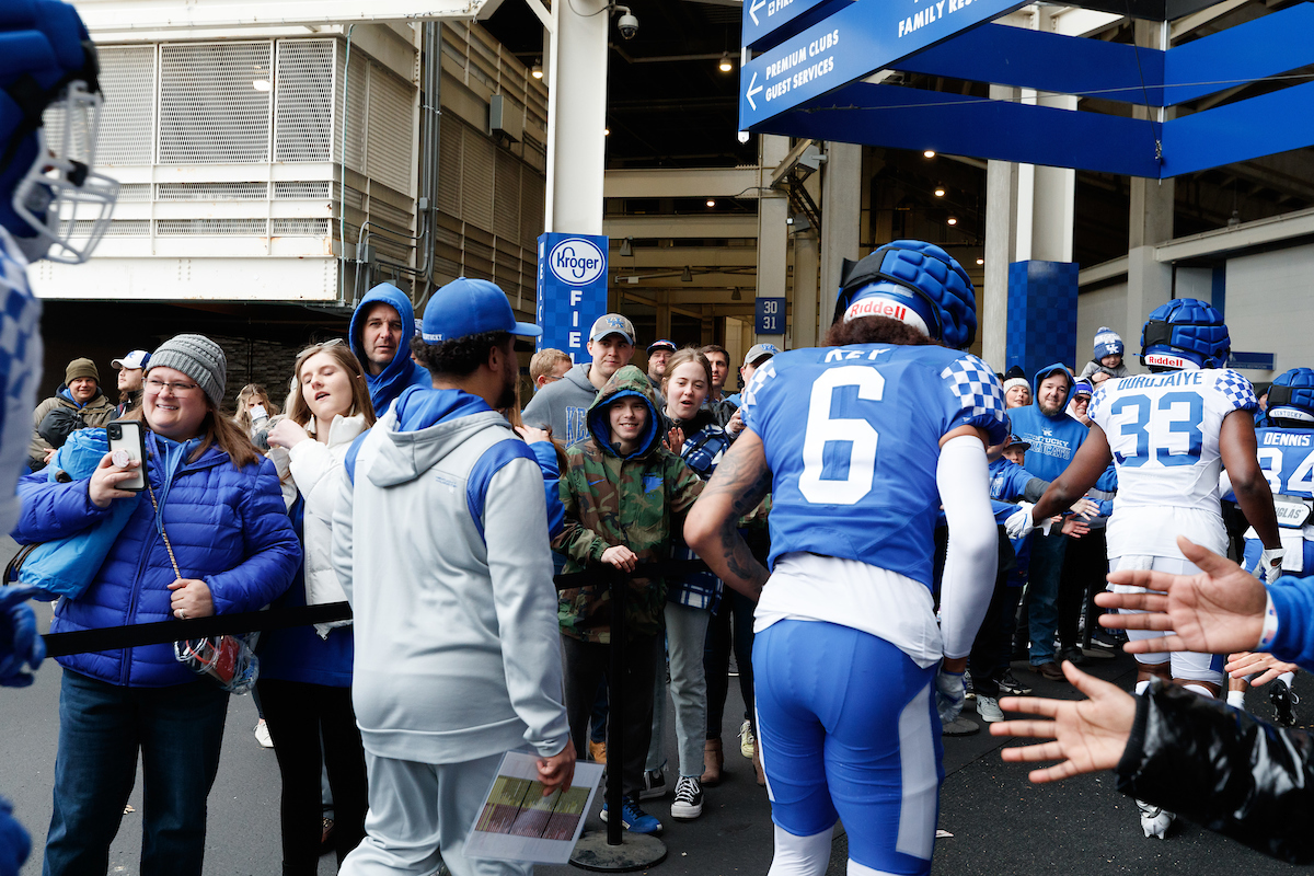 Fans. Dane Key.

The Blue-White Spring Game.

Elliott Hess | UK Athletics