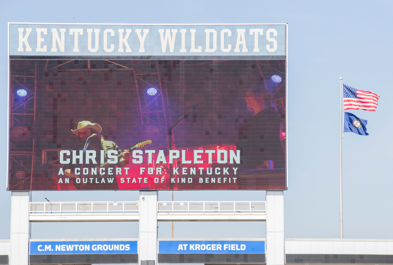 Chris Stapleton

Chris Stapleton is coming to Kroger Field on Saturday, April 25, 2020.

Photo by Chet White | UK Athletics