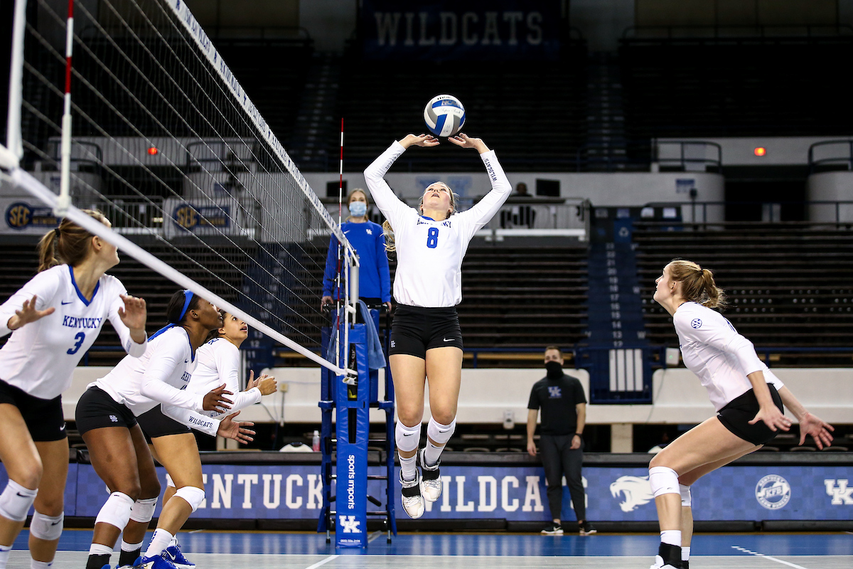 Cameron Scheitzach. 

Volleyball Blue White Match.

Photo by Eddie Justice | UK Athletics