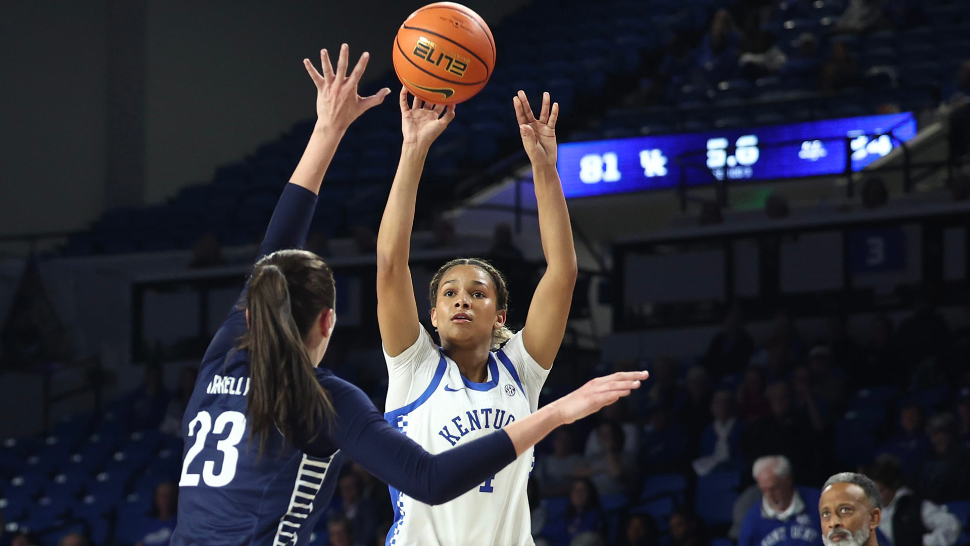 Blue, Hassett Lead No. 24/20 Kentucky Past Monmouth