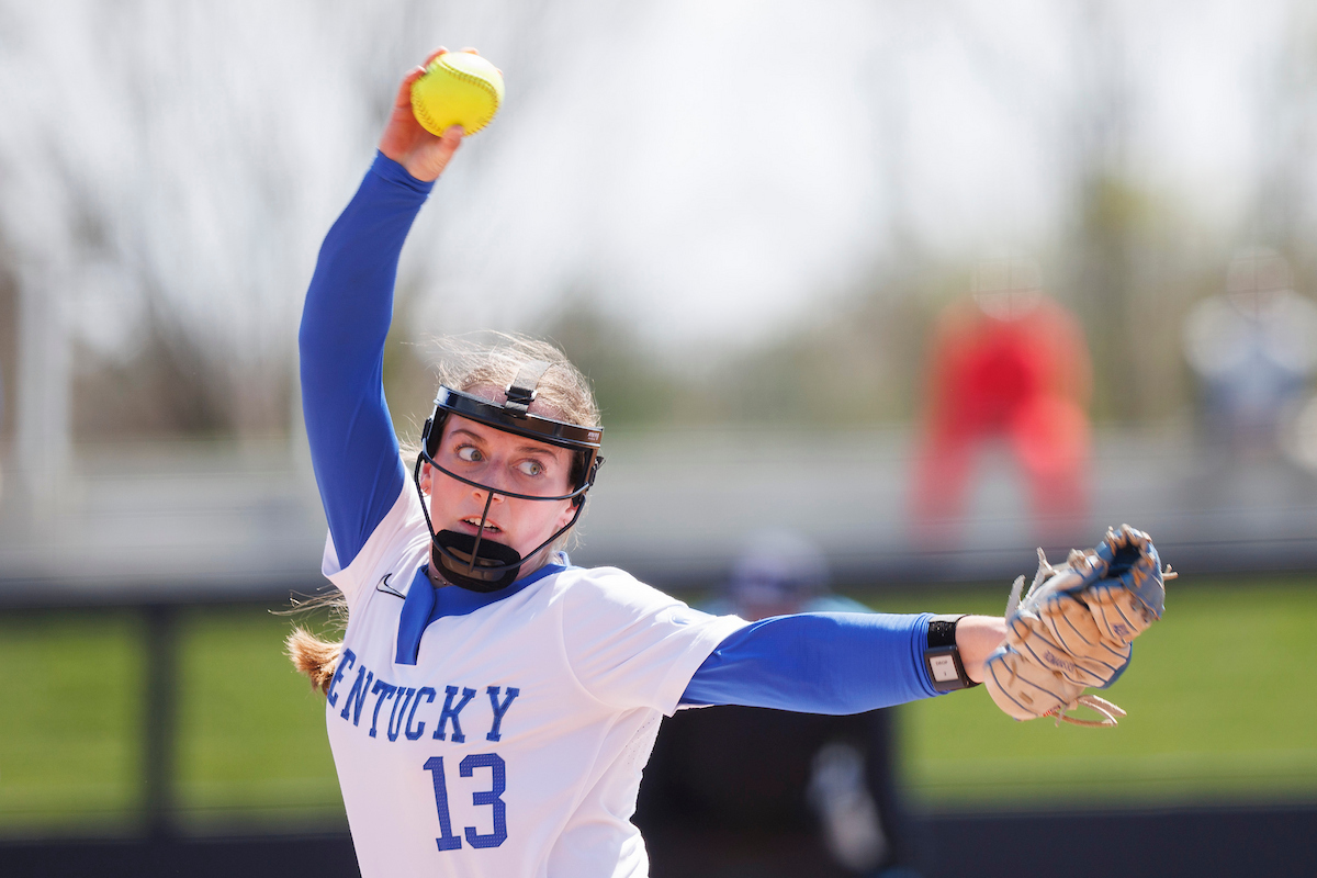 Hammond’s Complete-Game Shutout Guides Kentucky Past Morehead