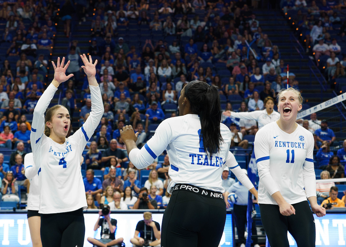 Kentucky-Tennessee Volleyball Photo Gallery