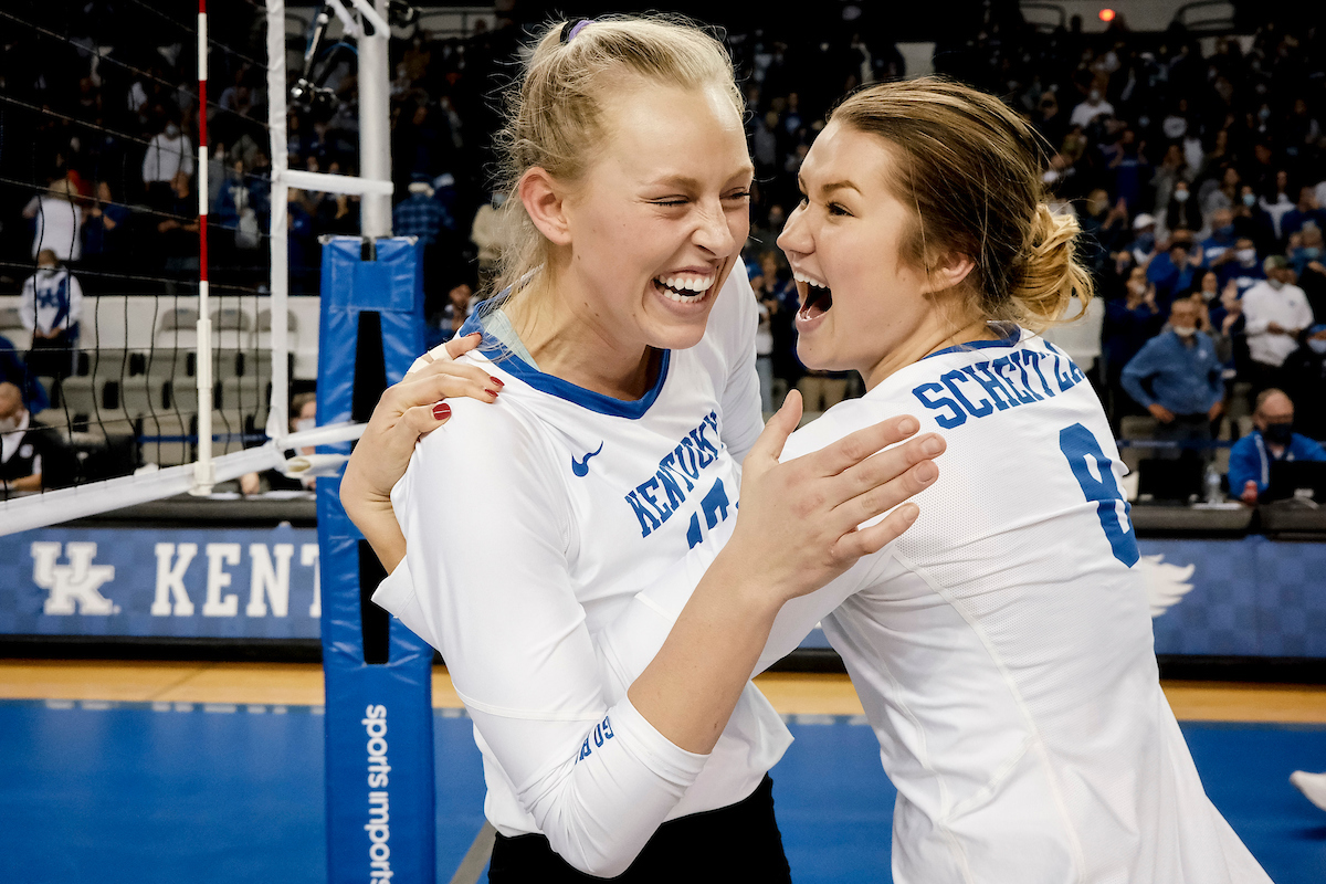 Kentucky-Florida Volleyball Photo Gallery