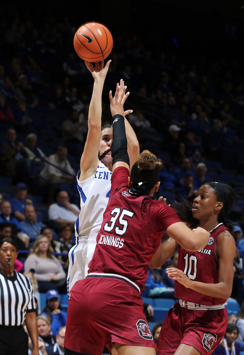 Maci Morris

The University of Kentucky women's basketball team falls to South Carolina on Sunday, January 21, 2018 at Rupp Arena. 

Photo by Britney Howard | UK Athletics