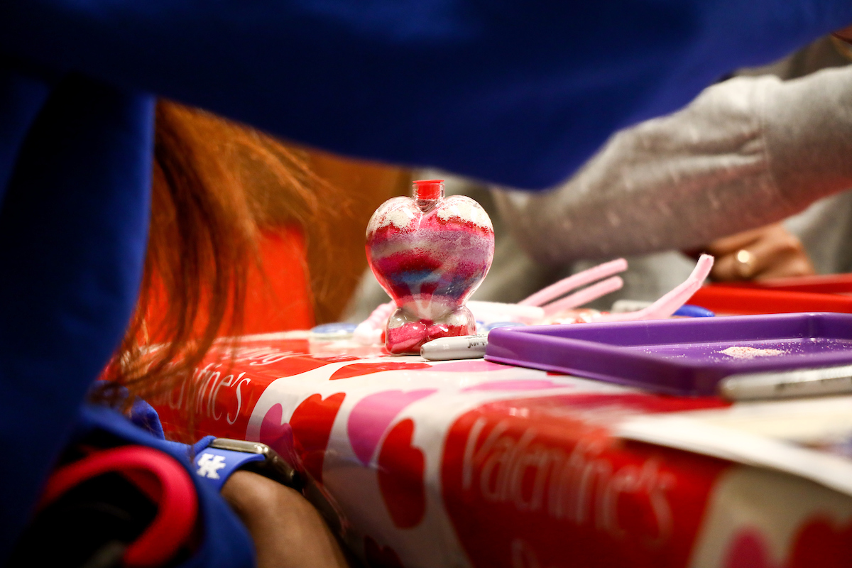 Valentine’s Day. 

Kentucky WBB visits children at the Kentucky Children’s Hospital.

Photo by Eddie Justice | UK Athletics