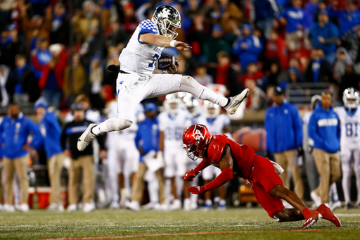 Will Levis. Kentucky beats Louisville 52-21.Photo By Barry Westerman | UK Athletics