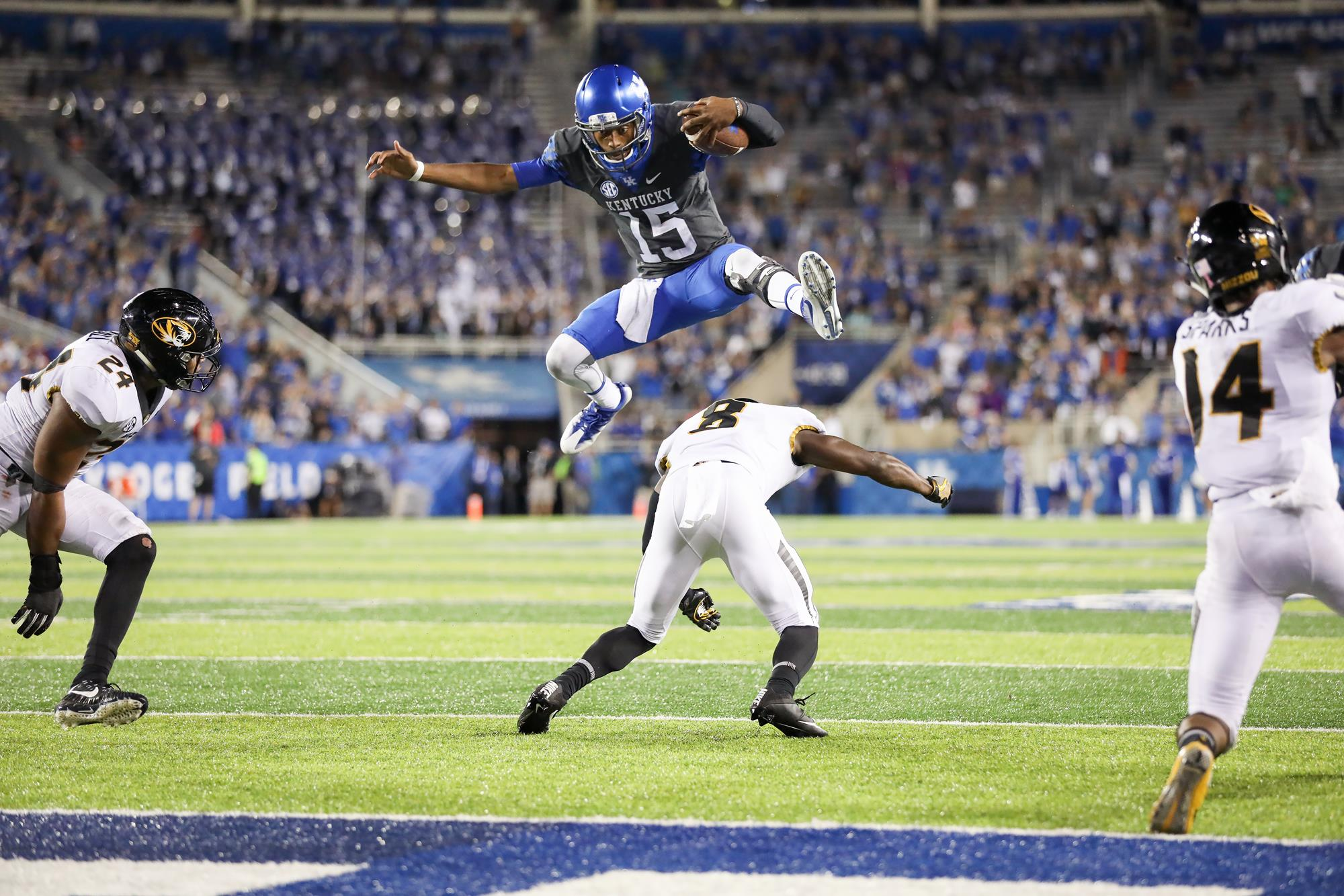 Offense Returns the Favor as UK Survives Mizzou