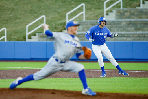 DALTON REED.

Kentucky comes out on top of MSU 7-0 on Tuesday, March 26


Photo by Isaac Janssen | UK Athletics