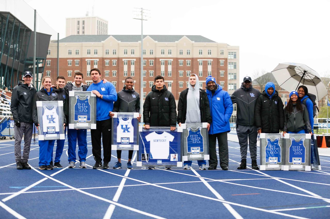 Group photo.

UK Track and Field Senior Day

Photo by Isaac Janssen | UK Athletics