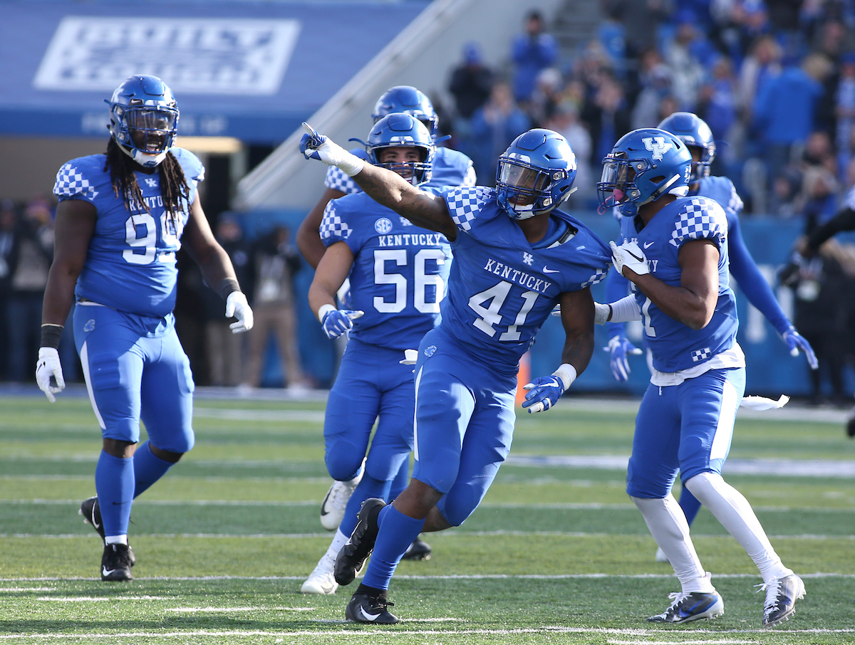 Josh Allen

UK Football beats MTSU 34-23-on Senior Day at Kroger Field.


Photo By Barry Westerman | UK Athletics