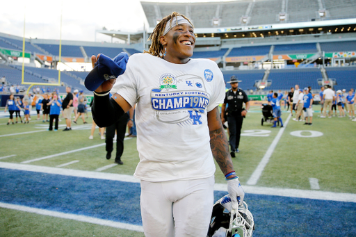 Benny Snell

The UK Football team beat Penn State 27-24 in the Citrus Bowl.

Photo by Michael Reaves | UK Athletics