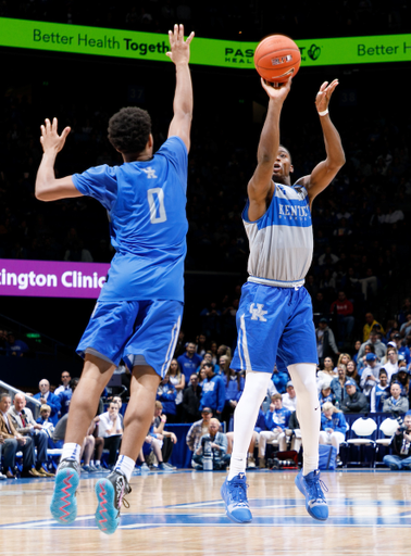 ASHTON HAGANS.

2018 Blue-White game.


Photo by Elliott Hess | UK Athletics