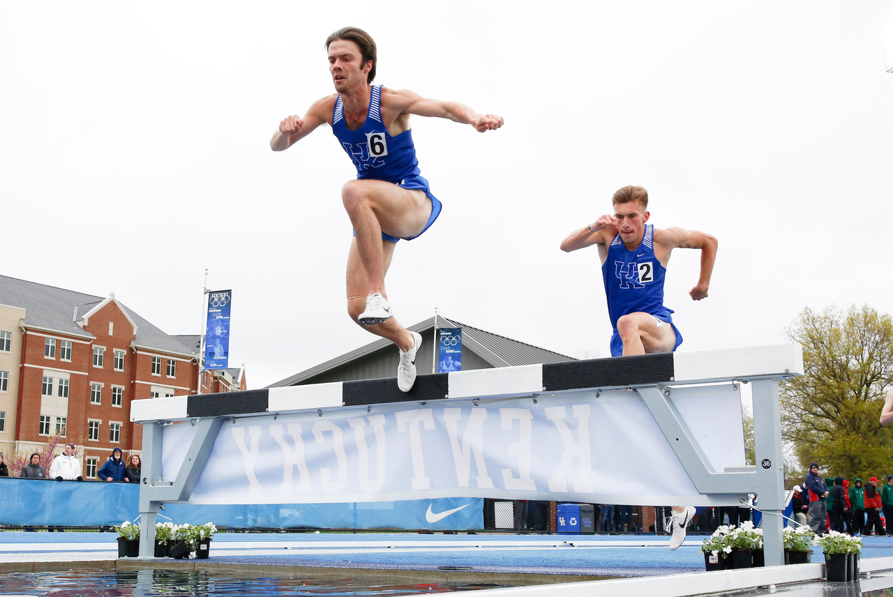 BRENNAN FIELDS. MATTHEW THOMAS.

UK Track and Field Senior Day

Photo by Isaac Janssen | UK Athletics