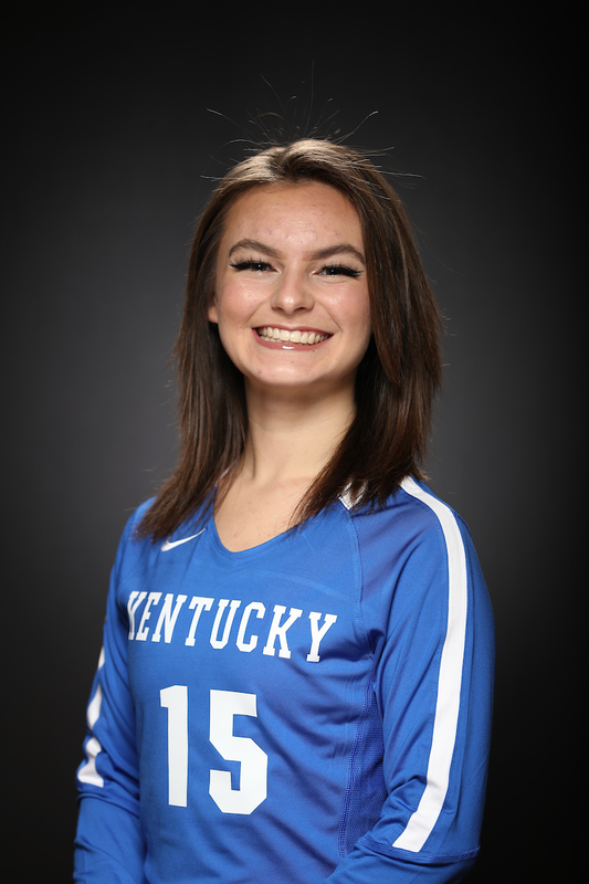 Izzy Holloway - STUNT - University of Kentucky Athletics