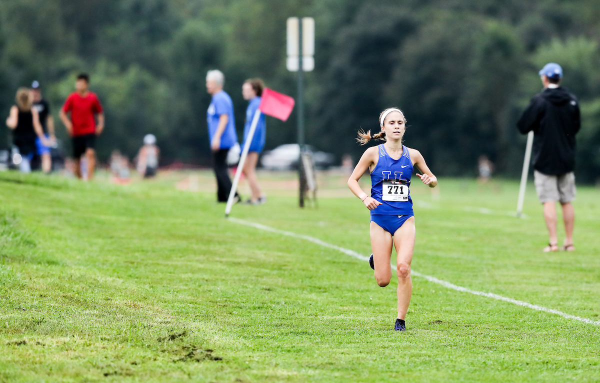 Sophie Carrier.

Bluegrass Invitational.


Photo by Elliott Hess | UK Athletics