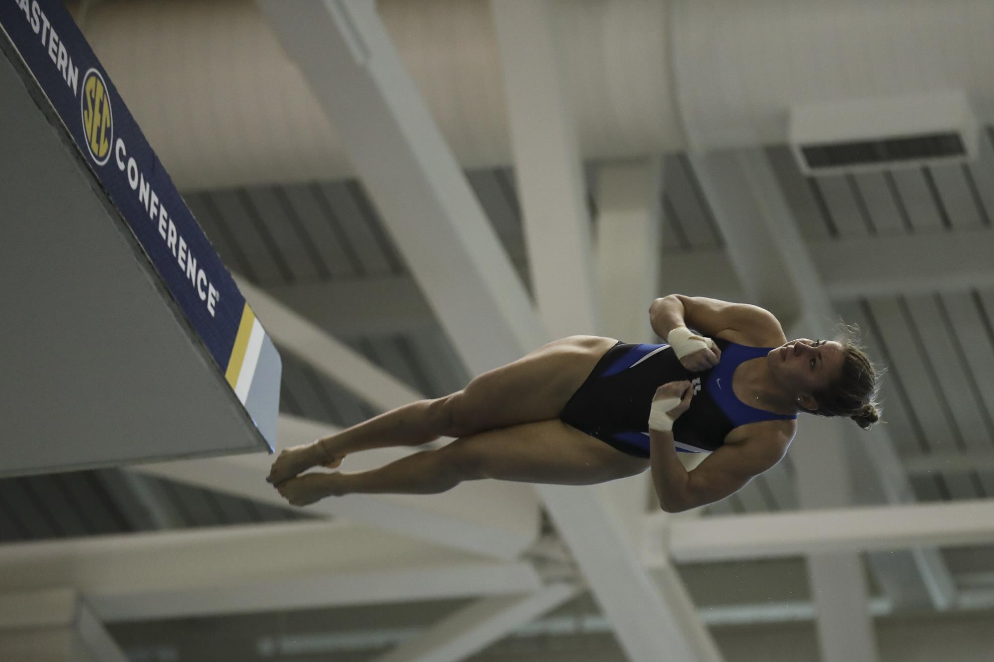 Clark, Lane Punch Tickets to NCAA Championships to Wrap Zones