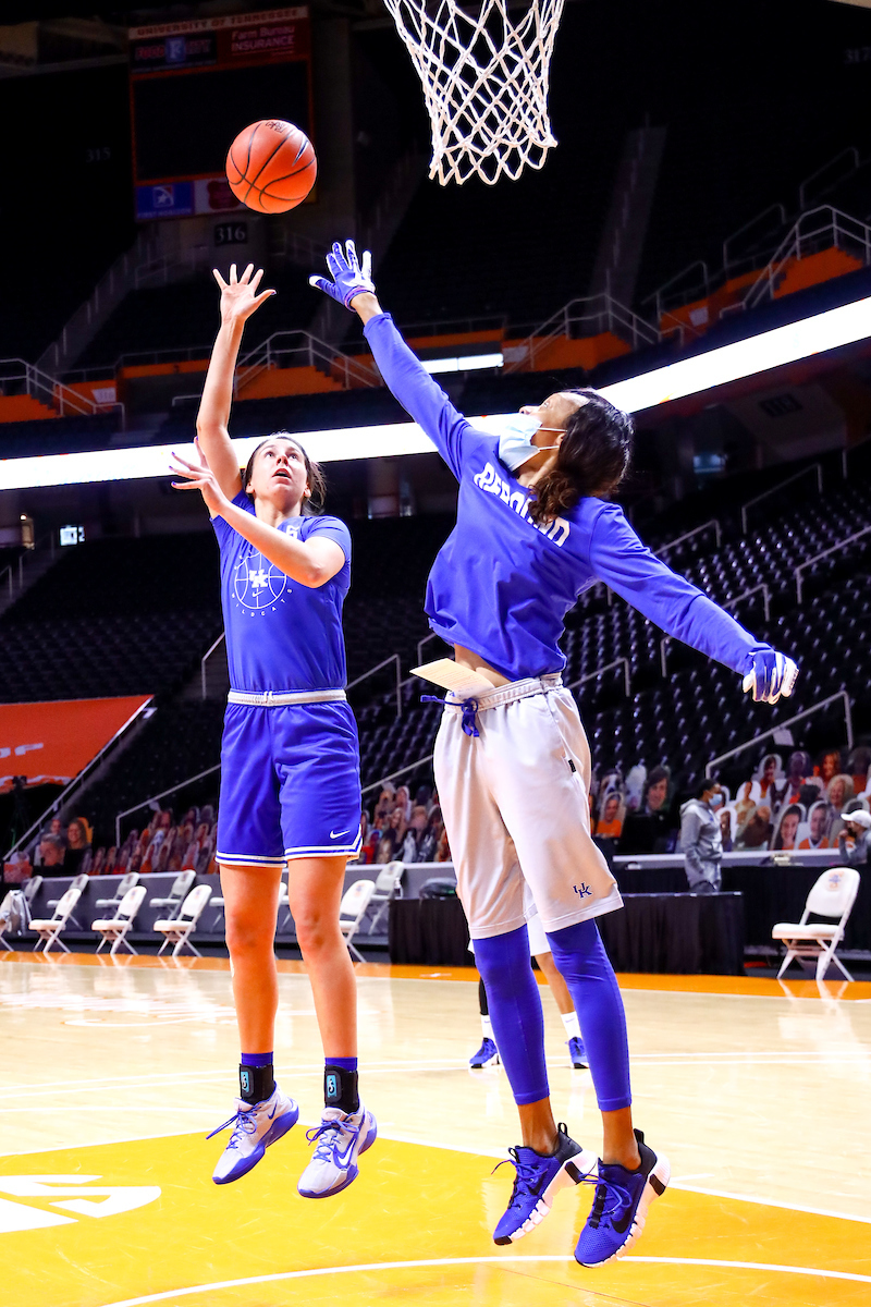 Blair Green. Kyra Elzy. 

Kentucky WBB vs Tennessee Practice.

Photo by Eddie Justice | UK Athletics