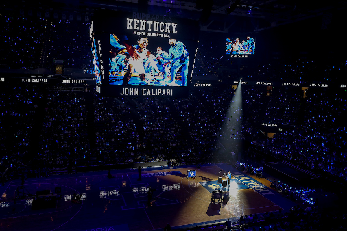 Terrence Clarke. John Calipari.

Big Blue Madness.

Photos by Chet White | UK Athletics