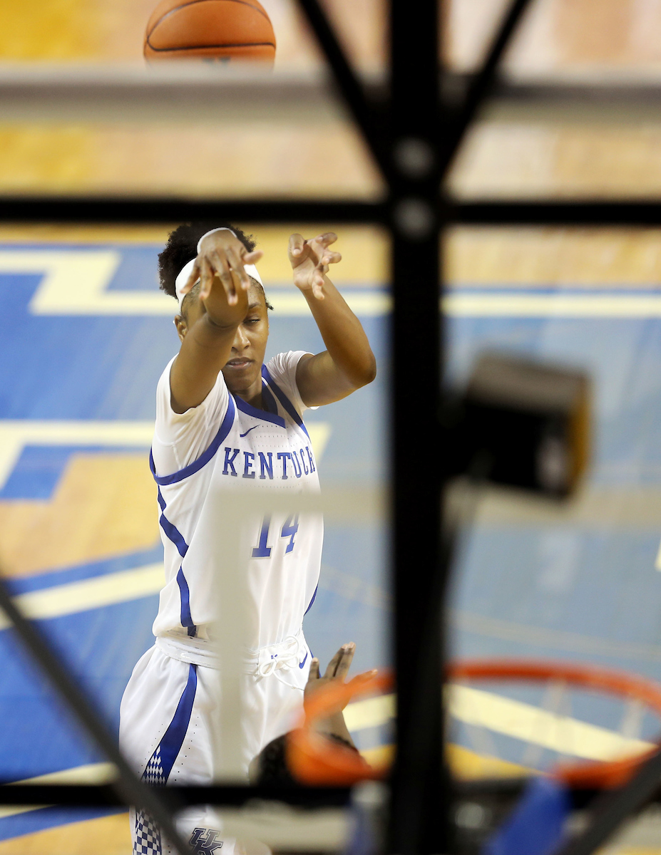 Tatyana Wyatt

UK Women's Basketball beats Alabama State on Wednesday, November 7, 2018 .

Photo by Britney Howard | UK Athletics