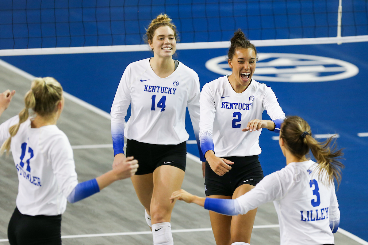Bella Bell and Madi Skinner.

Kentucky sweeps Alabama 3-0 and wins SEC Championship.

Photo by Hannah Phillips | UK Athletics