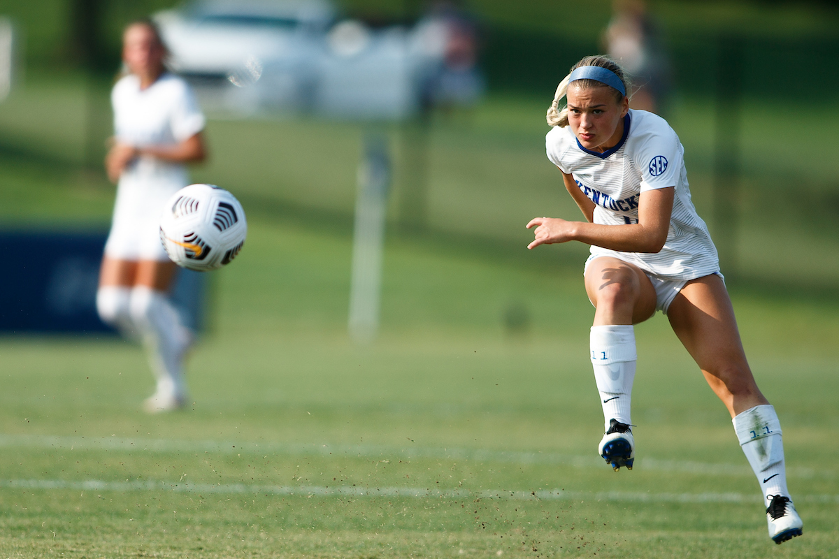 Julia Grosso.

Kentucky beat Murray State 3-2.

Photo by Eddie Justice | UK Athletics
