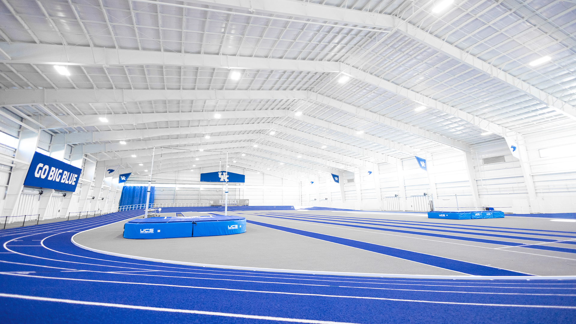 Kentucky Track and Field Opens 2025-26 Indoor Season at Commodore Winter Challenge