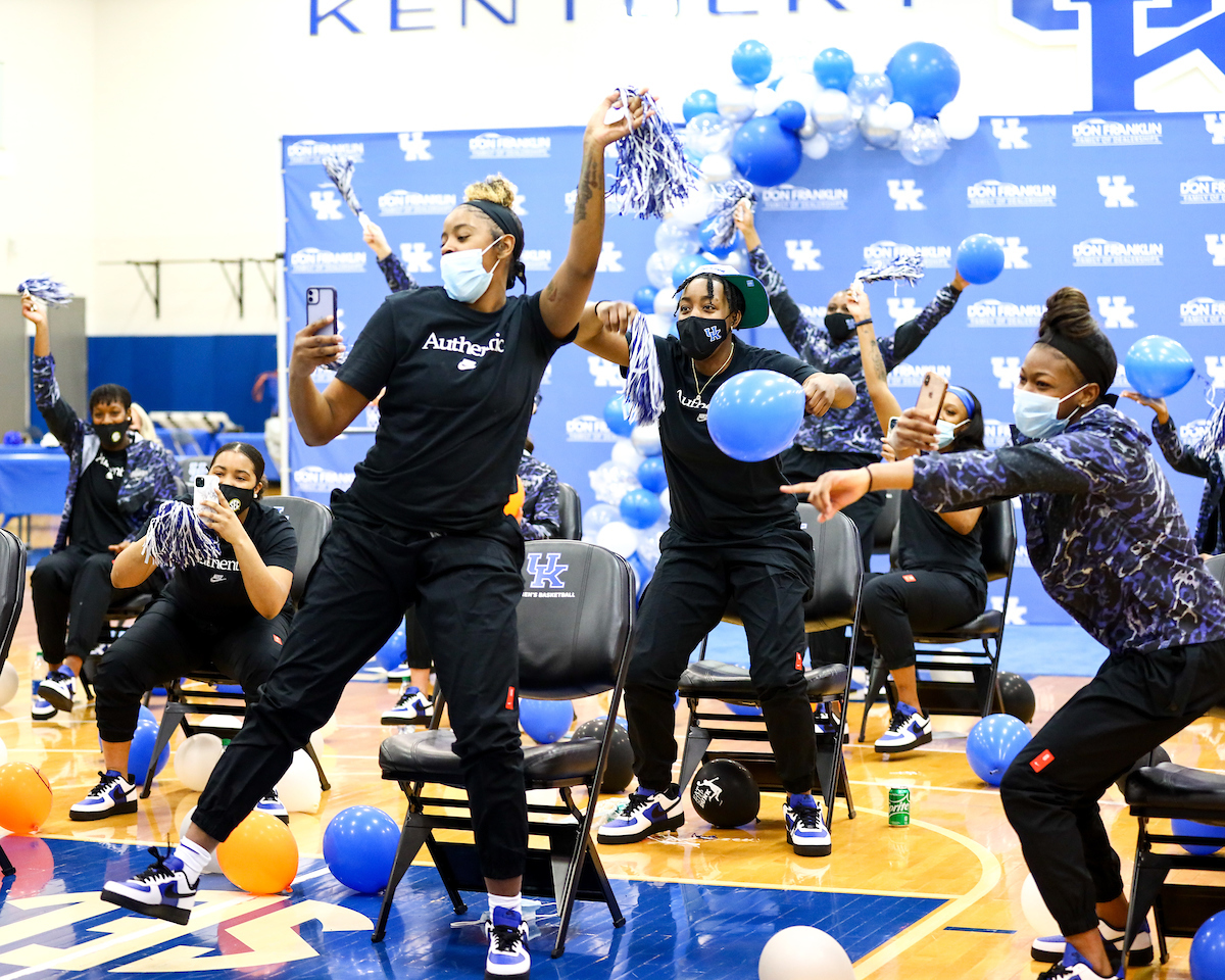 Keke McKinney. Celebration. 

2021 Selection Show. 

Photo by Eddie Justice | UK Athletics