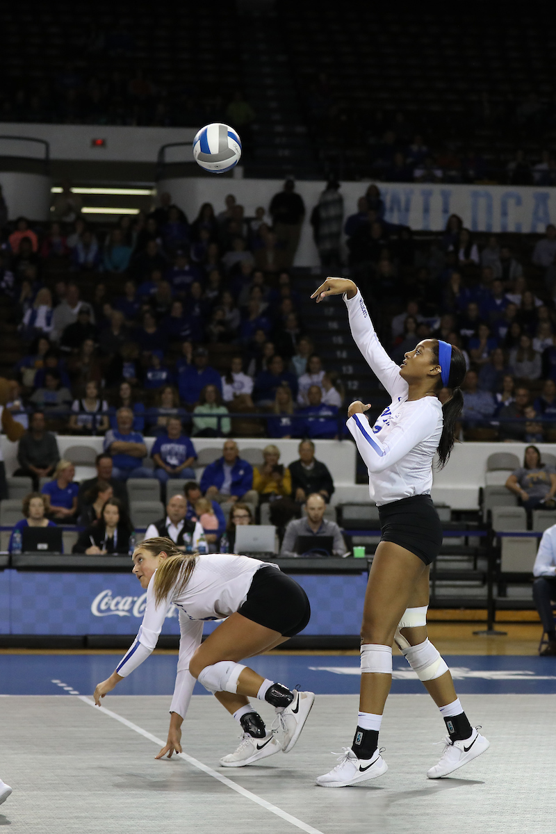 Leah Edmond.

The University of Kentucky volleyball team defeats Ole Miss.

Photo by Quinn Foster