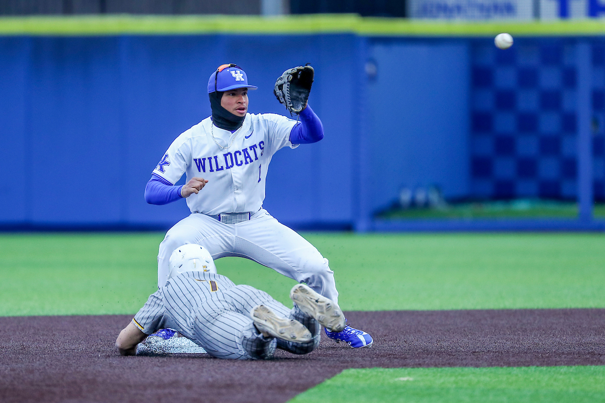 Daniel Harris IV.

Kentucky defeats Western Michigan 14-3.

Photo by Sarah Caputi | UK Athletics
