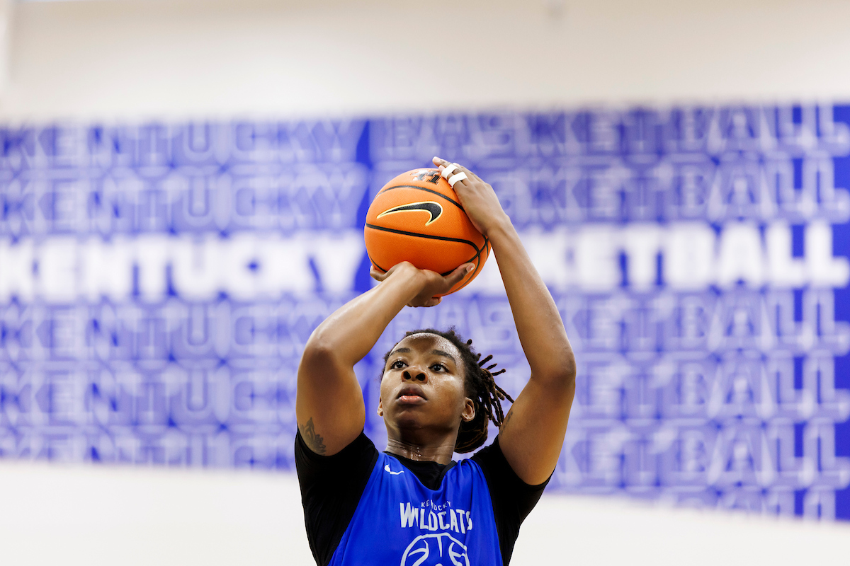 Women's Basketball Photo Gallery (Oct. 7)