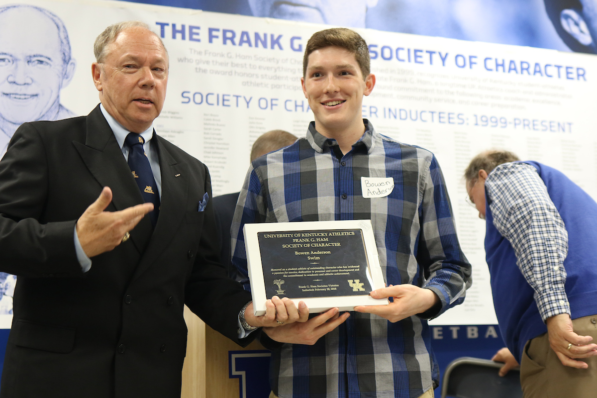 Bowen Anderson.

Frank G. Hamm Society of Character 2018.

Photo by Quinn Foster I UK Athletics