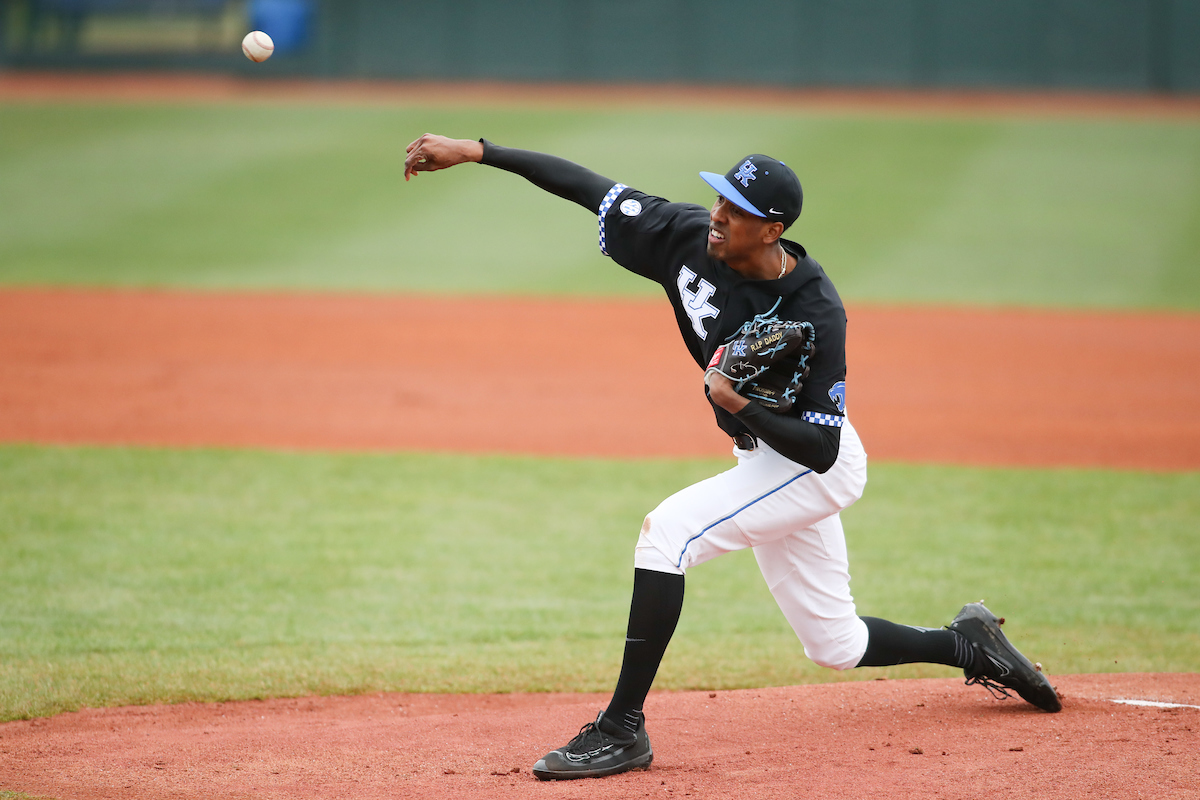 JUSTIN LEWIS.

The University of Kentucky baseball team beats Oakland 15-6 on Sunday, February 25, 2018 at Cliff Hagen Stadium in Lexington, Ky.

Photo by Elliott Hess | UK Athletics