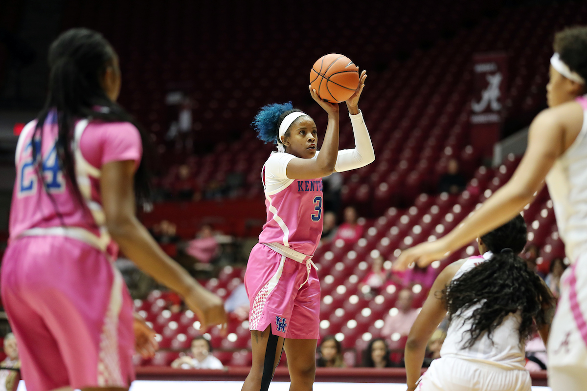 KeKe McKinney
The UK Women's Basketball team beat Alabama.
Photo by Britney Howard | UK Athletics