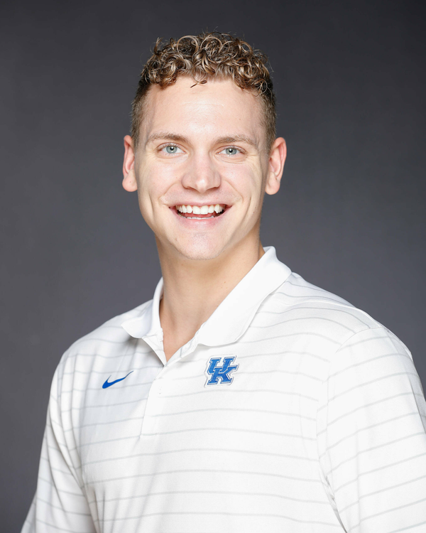 Riley Girardier - Volleyball - University of Kentucky Athletics