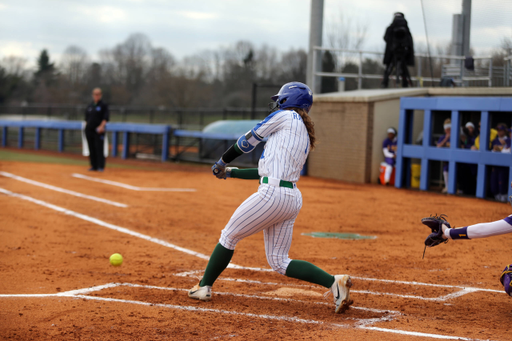 Sarah Rainwater
The University of Kentucky softball team beat LSU 4-1 on Saturday, March 17, 2018 at John Cropp Stadium. 

Photo by Britney Howard | UK Athletics