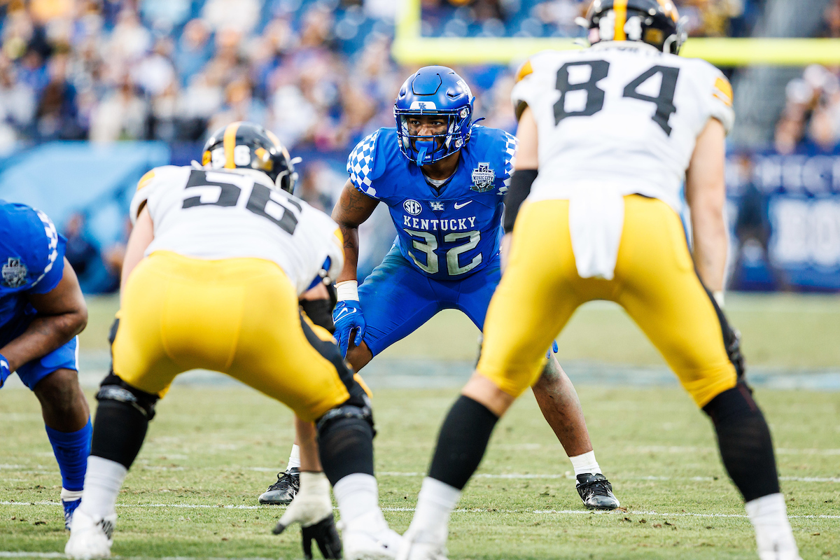 White Looking for Emerging Leaders on UK Defense