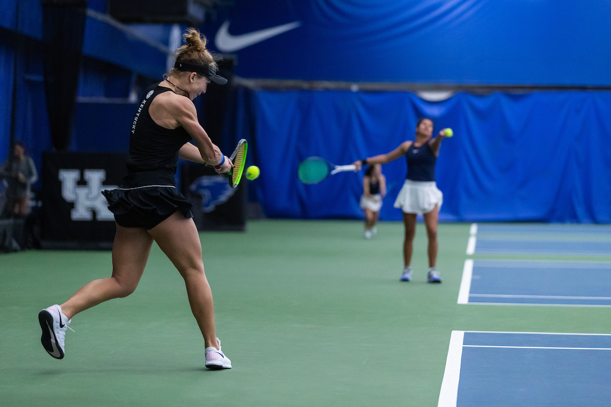 AKVILE PARAŽINSKAITE.

Kentucky beats ETSU 7-0

Photo by Grant Lee | UK Athletics