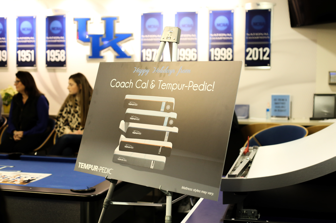 A Kentucky Christmas.

Photo by Maddie Baker | UK Athletics