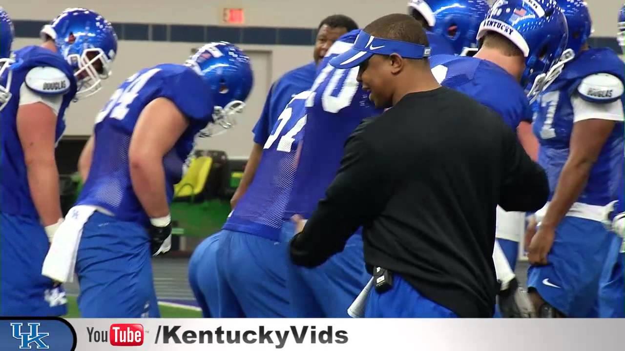 Kentucky Wildcats TV: Coach Scott Mic'd Up