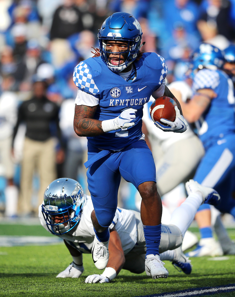 Lynn Bowden


UK Football beats MTSU 34-23 on Senior Day at Kroger Field. 

Photo by Britney Howard | UK Athletics