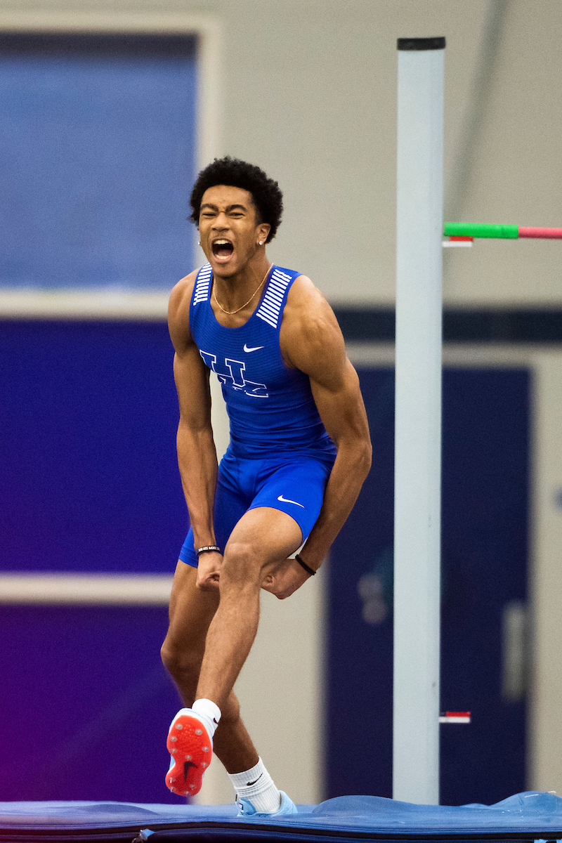 Trey Causey.

Jingle Bells Open.


Photo by Chet White | UK Athletics