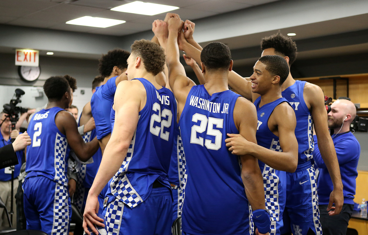 UK Mens Basketball. 

UK beats to UNC 80-72. 


Photo By Barry Westerman | UK Athletics