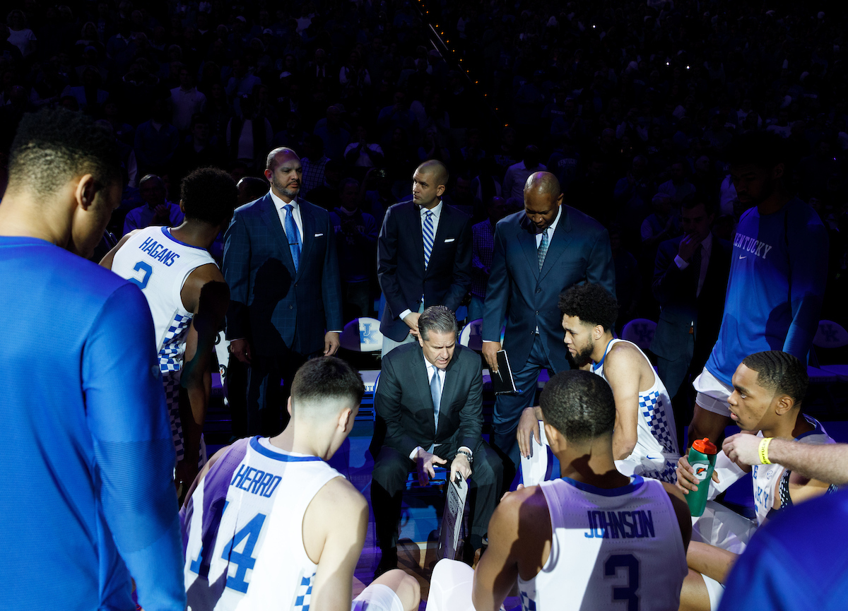 Coach Calipari. Team.


Kentucky beats Auburn, 80 - 53.

Photo by Elliott Hess | UK Athletics