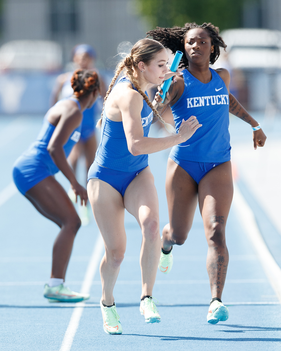 Dajour Miles. Abby Steiner.

Day two of the Kentucky Invitational.

Elliott Hess | UK Athletics
