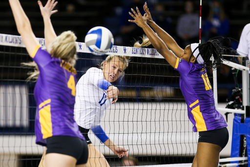 Alli Stumler.

Kentucky sweeps LSU 3-0.

Photo by Hannah Phillips | UK Athletics