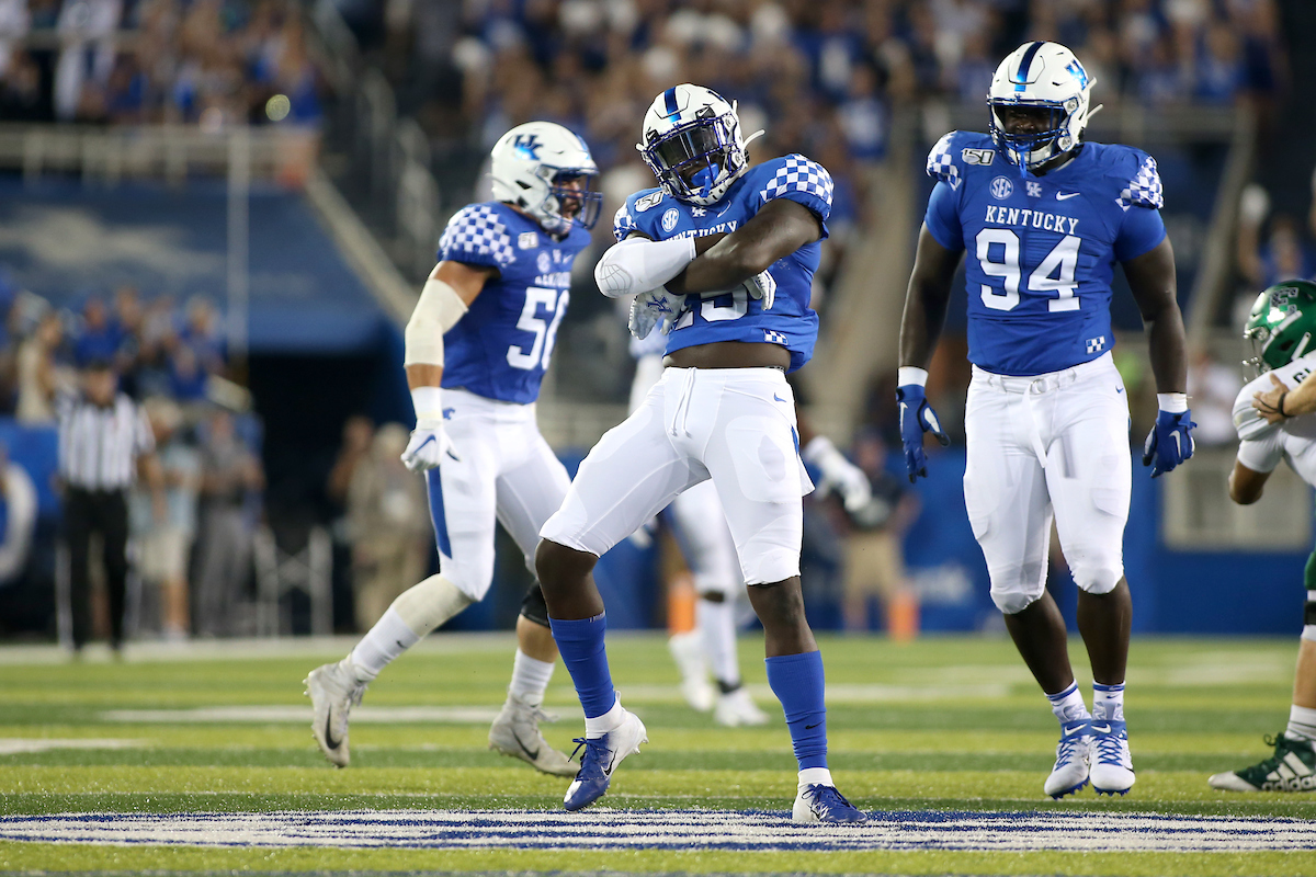 Jordan Wright

UK beat EMU 38-17.


Photo By Barry Westerman | UK Athletics