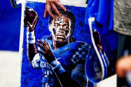 Poster. Autographs. Terry Wilson. 

Kentucky Football Fan Day. 

Photo by Eddie Justice | UK Athletics