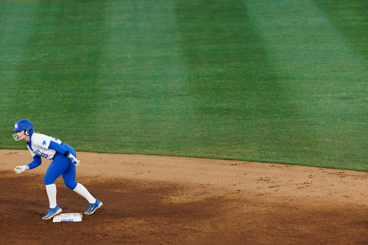 Hammond Nearly Flawless in John Cropp Stadium Debut